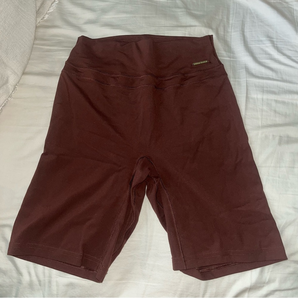 Gymshark Women's High-Waisted Bike Shorts in Deep Burgundy